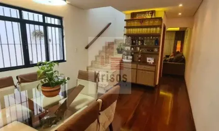 Sobrado com 3 dormitórios sendo 1 suite e garagem para 2 autos