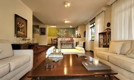 Seu Novo Lar no Coração do Morumbi Espera por Você!  4 dormitórios, 2 suítes,  3 vagas - Morumbi