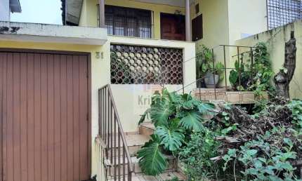 Casa Térrea com Edículas à Venda - Uma Excelente Oportunidade!