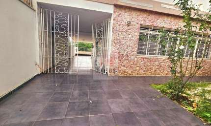 Casa Ampla de 240m² à Venda na Vila Ipojuca com 4 dormitórios 1 suíte 2 vagas