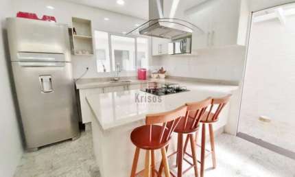 Casa com 3 quartos à venda na Rua das Academias, 88, Vila Universitária, São Paulo