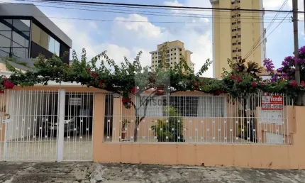 Casa Térrea Isolada no Butantã . Conforto, Amplitude e Localização Privilegiada!