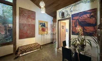 Oásis Verde no Coração da Granja Viana ? Ideal para Residencial ou Comercial!