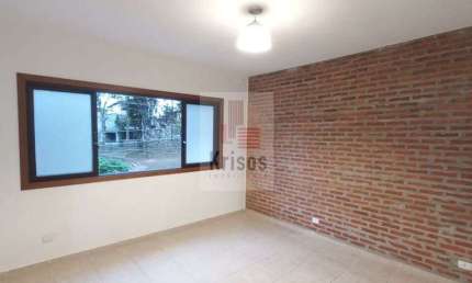 Sobrado reformado de 03 dormitórios no Jardim Bonfilgioli!