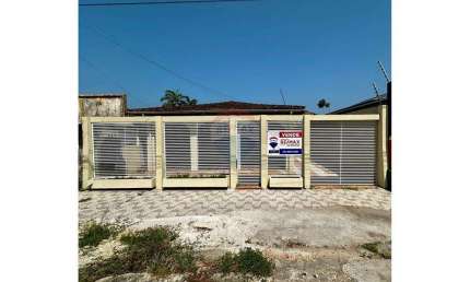 Casa com 3 quartos à venda na Rua Magalhães Barata, 413, Pirapora, Castanhal