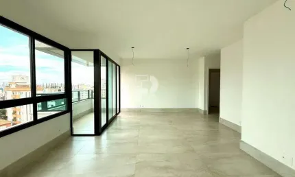 Apartamento de alto padrão, 4 quartos, 2 suítes e 2 semissuites à venda no Bairro Serra.