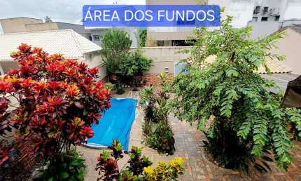 Linda casa com três quartos, um suíte em Campo Grande RJ.