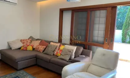 Sobrado à venda de 339m² | 03 dormitórios, sendo todos suítes e 02 vagas de garagem | Jardim Esplanada II - São José dos Campos |