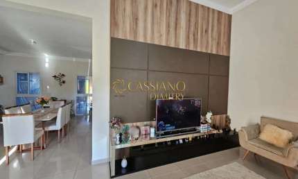 Casa à venda de 1.100,00m² | 02 dormitórios, sendo todos suítes e 04 vagas de garagem | Condomínio Terras de Santa Mariana - Caçapava |