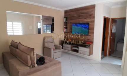 Casa térrea à venda de 80m² | 03 dormitórios sendo 01 suíte e 03 vagas de garagem | Residencial Santa Paula - Jacareí |