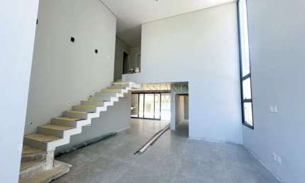 Sobrado à venda de 335m² | 05 dormitórios, sendo todos suítes e 04 vagas de garagem | Condomínio Alphaville I - Urbanova | São José dos Campos |