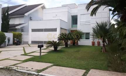 Casa para venda e locação de 330m² | 04 dormitórios, sendo 3 suítes e 04 vagas de garagem | Condomínio Esplanada do Sol - Esplanada do Sol | São José dos Campos |