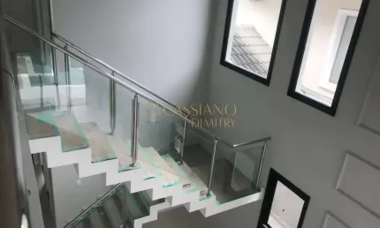 Casa à venda de 349,54m² | 04 dormitórios, sendo todos suítes e 02 vagas de garagem | Altos da Serra V - Urbanova | São José dos Campos