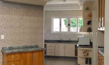 Sobrado à venda de 292m² | 03 dormitórios, sendo 01 suíte e 04 vagas de garagem | Condomínio Aquarius IV - Jardim Aquarius | São José dos Campos |