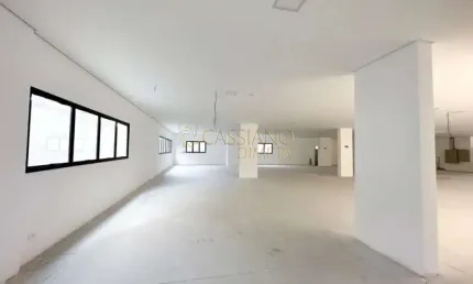 Loja comercial para locação de 560m² | 06 banheiros e 30 vagas de garagem | jardim apolo i | são josé dos campos |