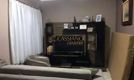 Casa à venda de 96m² | 03 dormitórios, sendo 01 suíte e 02 vagas de garagem | Jardim Rosário - São José dos Campos |