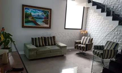 Casa à venda de 340m² | 03 dormitórios, sendo suítes e 02 vagas de garagem | Condomínio Alphaville II - Alphaville II | São José dos Campos |