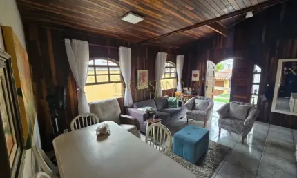Casa à venda de 110m² | 04 dormitórios, sendo 02 suítes e 03 vagas de garagem | jardim esplanada ii - são josé dos campos |