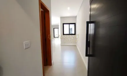 Sobrado à venda de 150m² | 03 dormitórios, sendo 01 suite e 02 vagas de garagem | Jardim das Indústrias - São José dos Campos |