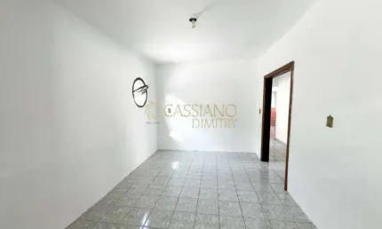 Casa à venda de 190m² | 03 dormitórios, sendo 01 suíte e 02 vagas de garagem | Jardim Ismênia | São José dos Campos |