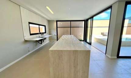 Casa à venda de 205m² | 4 dormitórios, sendo suítes e 4 vagas de garagem | Condomínio Reserva Aruanã - Loteamento Floresta | São José dos Campos |