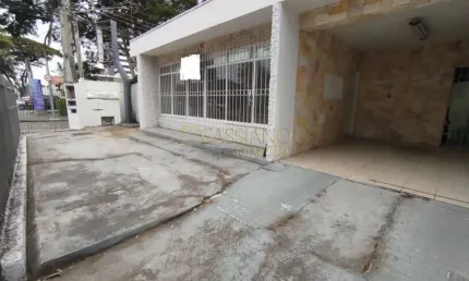 Casa comercial para locação de 290m² | 03 banheiros e 03 vagas de garagem | vila rubi - são josé dos campos |