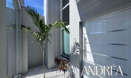 Casa com 3 quartos à venda no Jardim Samantha, Araras 