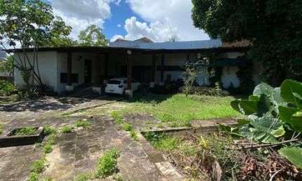Oportunidade de Investimento na Morada do Sol, acesso a 2 ruas, 1550 m2 de Terreno