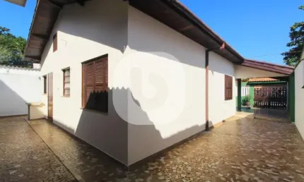 Casa com edícula e 300 quartos, suarão, Praia -escriturada