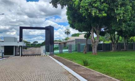 -Venda lote Park way QUADRA 5, LOTE PARK WAY MELHOR LOCALIZAÇÃO ACEITA FINANCIAMENTO
