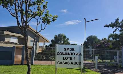 -Oportunidade SMDB- Excelente lote- Condomínio privilegiado- Casa simples- Aceita Financiamento