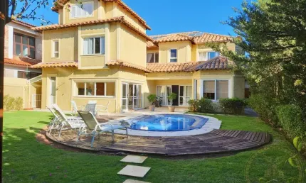 Casa Alto Padrão para Venda em Barueri, Aldeia da Serra, 4 suítes