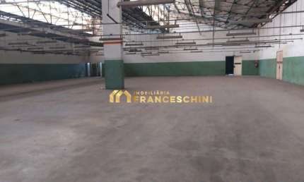 LOCAÇÃO - GALPÃO com 1.512M2 - ÓTIMA LOCALIZAÇÃO - FÁCIAL ACESSO A VIA DUTRA - JACAREÍ