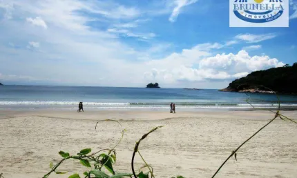 Casa com 5 quartos à venda na Avenida Marjory da Silva Prado, 1100, Balneário Praia do Pernambuco, Guarujá