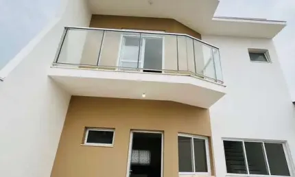 Casa 3 dormitórios s 1 suíte, quintal churrasqueira, Bragança Paulista