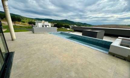 VENDO CASA NO CONDOMÍNIO TERRAS DE SANTA CRUZ EM BRAGANÇA PAULISTA - SP