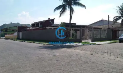 Casa com 3 dorms, Martim de Sá, Caraguatatuba - R$ 980.000,00, 267m² - Codigo: 9052