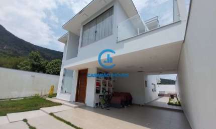 Sobrado com 4 quartos, Mar Verde II, Caraguatatuba - R$ 1.7 mi, Cod: 9502