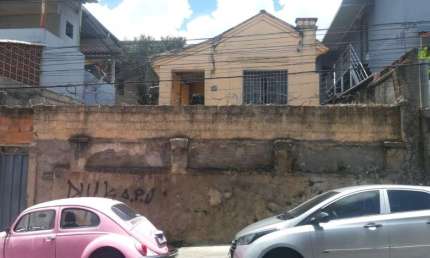 Casa com 3 quartos à venda na Rua Cantagalo, Aparecida, Belo Horizonte, 200 m2 por R$ 435.000