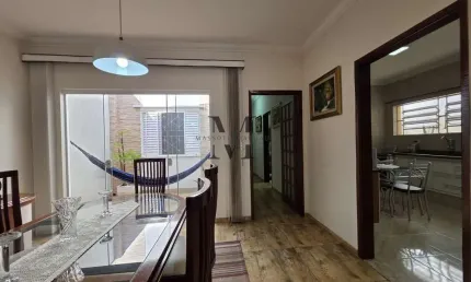 Casa para Venda em Sorocaba, Jardim Astro, 4 dormitórios, 1 suíte, 3 banheiros, 4 vagas