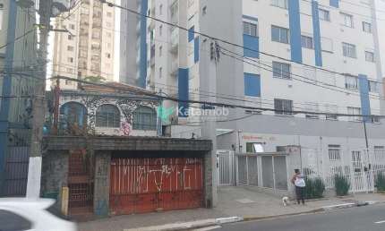 Casa para locação com 3 dormitórios, 100m2 área construída Vila Guarani (Z Sul), a 200m do metro Co
