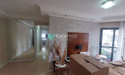 Lindo Apartamento à venda 3 dormitórios, com 72m2, próximo metrô Saúde e Praça da Árvore, São Paulo