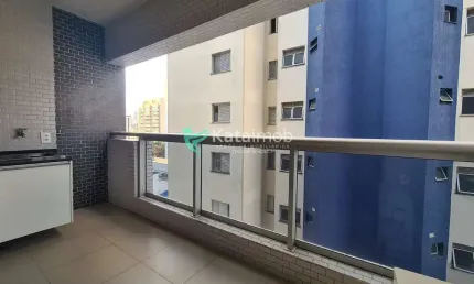 Belo studio à venda, excelente localização, 10 min. do metrô saúde, com sacada ,  1 vaga e marcenar