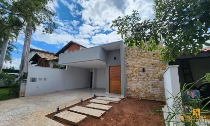 Casa em condomínio fechado com 4 quartos à venda na Avenida São Paulo, Granja Olga I, Sorocaba