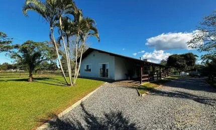 Linda chácara com  at de 29.352,88 m² - balneário barra do sul- pinheiros