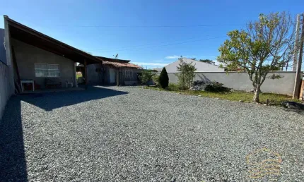 Duas casas com terreno amplo  - Balneário Barra do Sul - Salinas