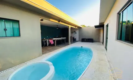 Casa ampla e moderna a 120m da lagoa- balneário barra do sul- costeira