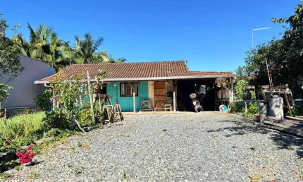 Casa com 3 quartos balneário barra do sul – bairro salinas