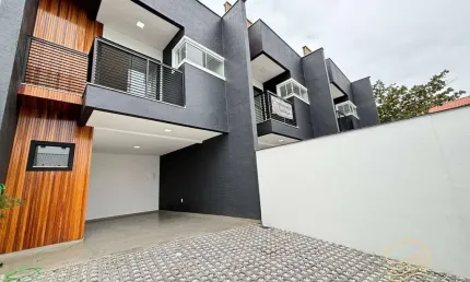 Sobrado 3 quartos com suíte no centro de balneário barra do sul