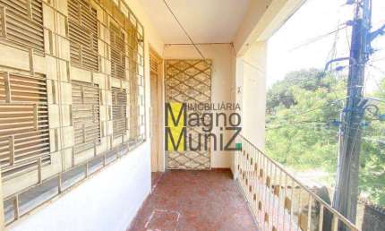 Apartamento com 2 quartos para alugar, 85 m² por R$ 600/mês - Padre Andrade - Fortaleza/CE